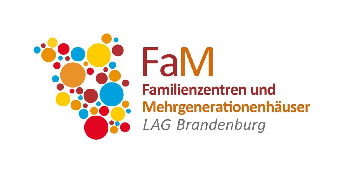 Familienzentren unterstützen Familien mit geringem Einkommen dabei, ihnen zustehende finanzielle Leistungen in Anspruch zu nehmen 